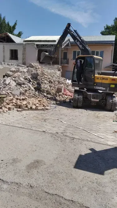 Куплю под снос здания ески сарай гараж Бишкек - изображение 1