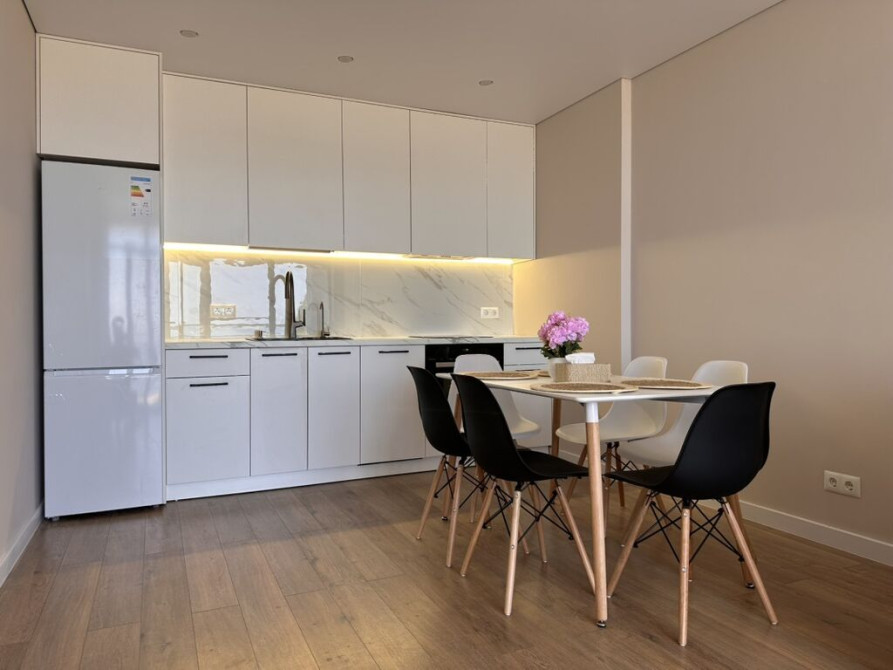 Мебель на заказ, Кухня, Парта, Полка, Стол Бишкек - изображение 1