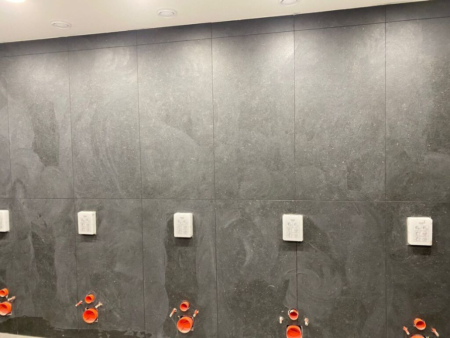 Укладка плитки на откосы, окна, двери, Гидроизоляционные работы, Подготовка стен для грунтовки Больше 6 лет опыта Бишкек - сүрөт 1