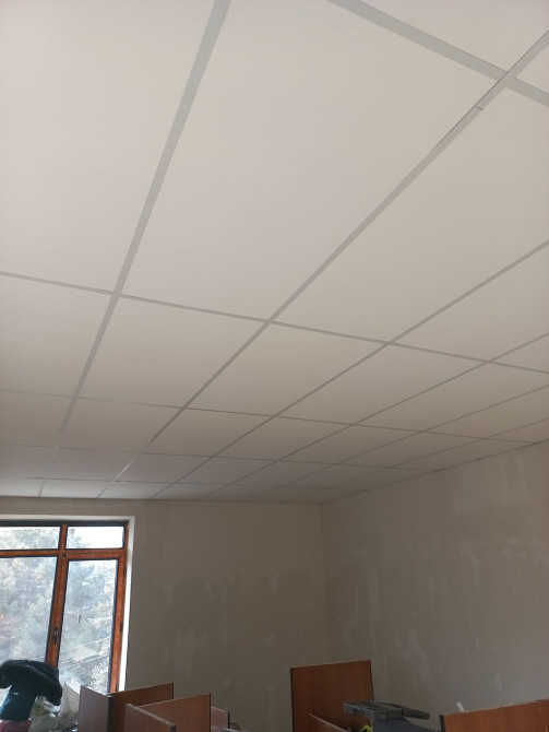 Монтаж потолков | Армстронг Больше 6 лет опыта Бишкек - изображение 1