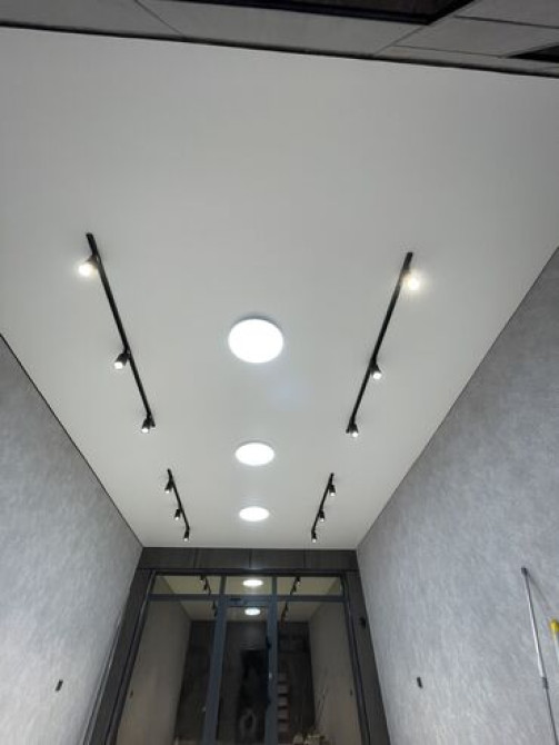 Монтаж потолков, Монтаж потолочных плинтусов Больше 6 лет опыта Bishkek - photo 1