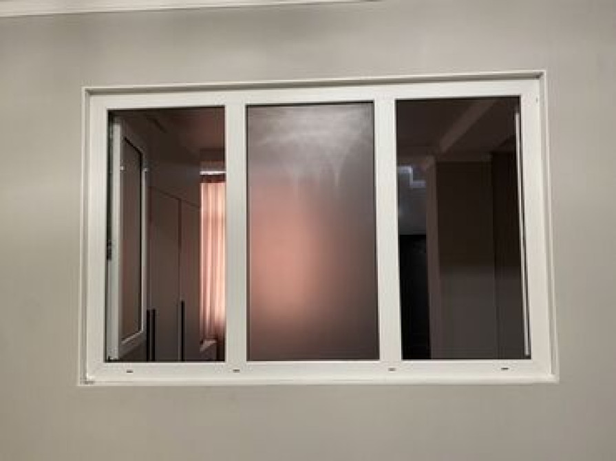 Стояло между комнат состояние нового окна. Размер 1,70 на 1,10. Белое Bishkek - photo 4