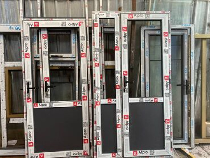 ПВХ оконная рама от Alpro с интегрированной дверью, идеально Бишкек - изображение 4
