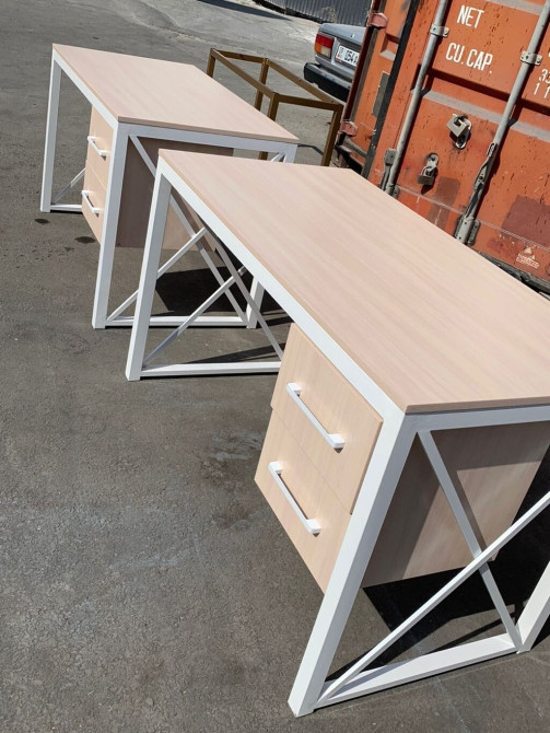 Мебель на заказ, Офисная, Буфетница, Вешалки, Витрина, горка Бишкек - изображение 1