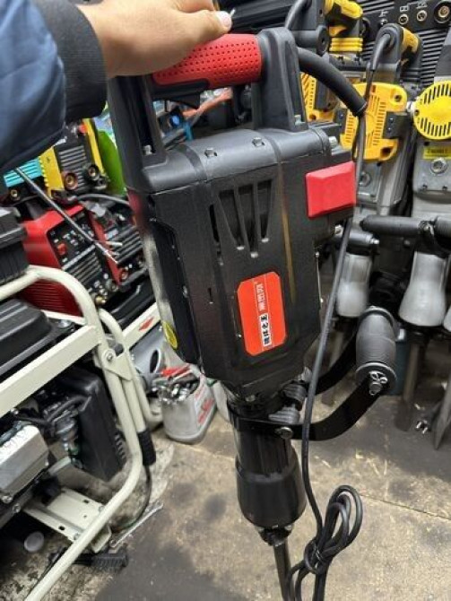 Чортекова/магистраль Номер Цена 11 500 сом,. Электрический отбойный Бишкек - сүрөт 3