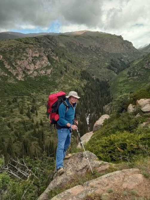 Пешии прогулки в горы Чолпон-аты и окресности по живописным маршрутам Bishkek - photo 3