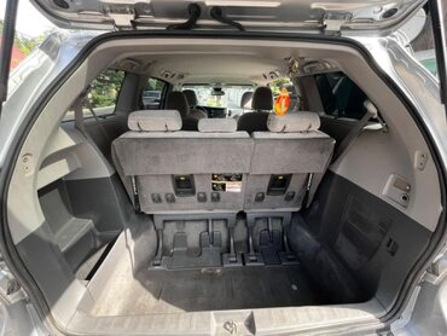 МИНИВЕН НА ЗАКАЗ ПО РЕГИОНАМ.
7 -МЕСТНЫЙ VIP Бишкек - изображение 8