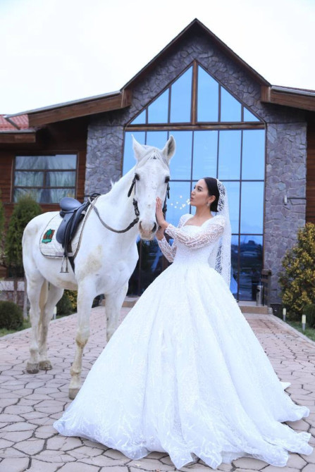 Фотосъёмка | Студия, С выездом | Love story, Видео портреты, Рекламные ролики Бишкек - сүрөт 1