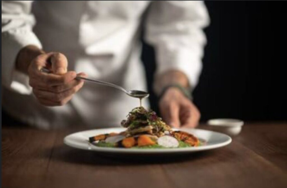 Требуется Повар : Горячий цех, Национальная кухня, Более 5 лет опыта Bishkek - photo 1