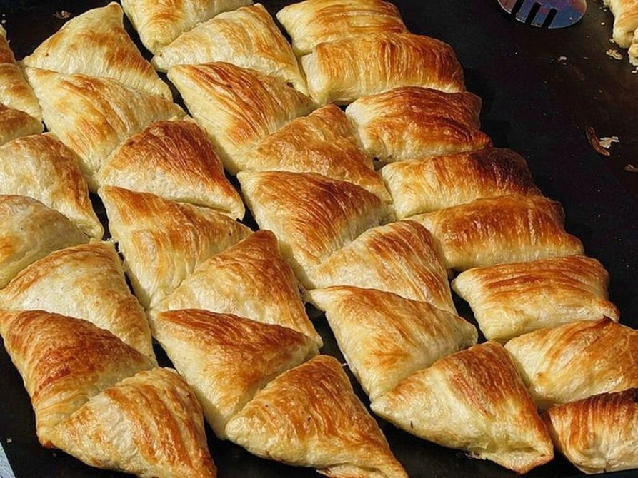 Требуется Повар : Самсышник, Фаст-фуд кухня, 3-5 лет опыта Bishkek - photo 1