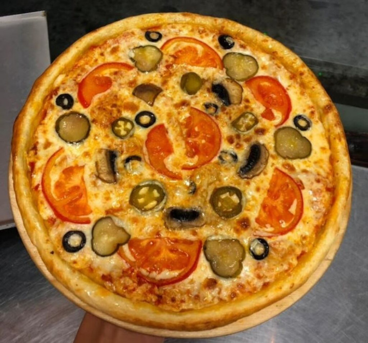 Требуется Повар : Универсал, Фаст-фуд кухня, Менее года опыта Bishkek - photo 1