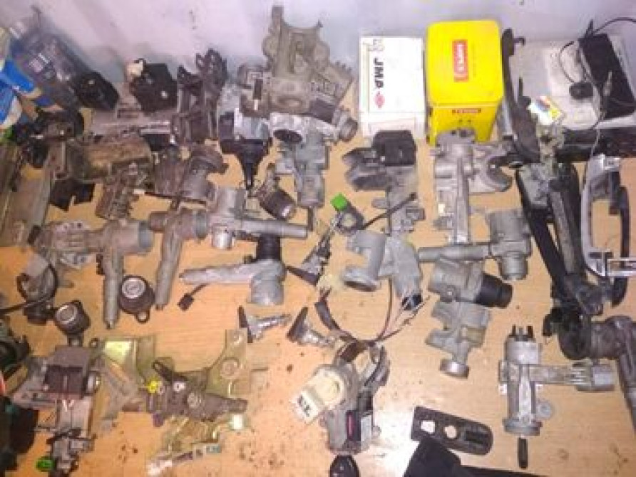 Изготовление ключей чип ключи ремонт замков дверей установка Бишкек - изображение 3