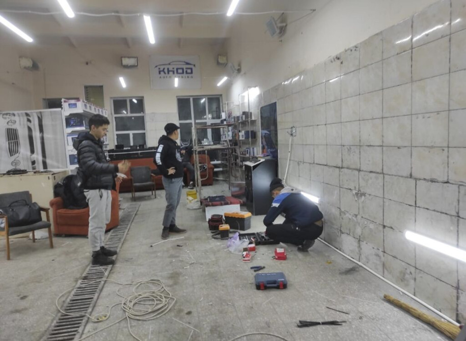 Помещение автосервиса, предназначенное для проведения работ по ремонту Bishkek - photo 1