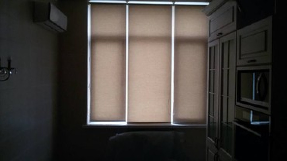 Горизонтальные жалюзи ролки: Ролл-шторы, или рулонные жалюзи — один Бишкек - сүрөт 2
