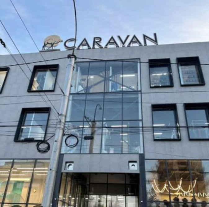 Требуется продавец консультант с опытом работы На каждый день Бишкек - изображение 1