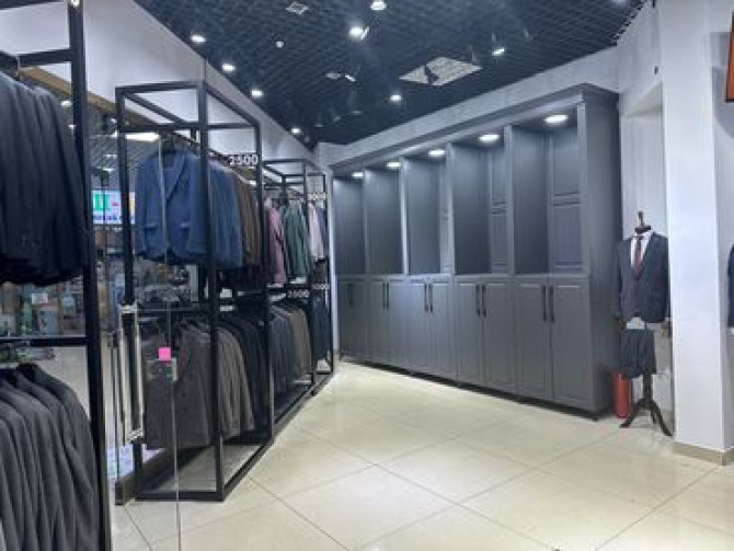 Требуется Продавец-консультант в Магазин одежды, График: Гибкий график, Карьерный рост, Полный рабочий день Бишкек - изображение 3