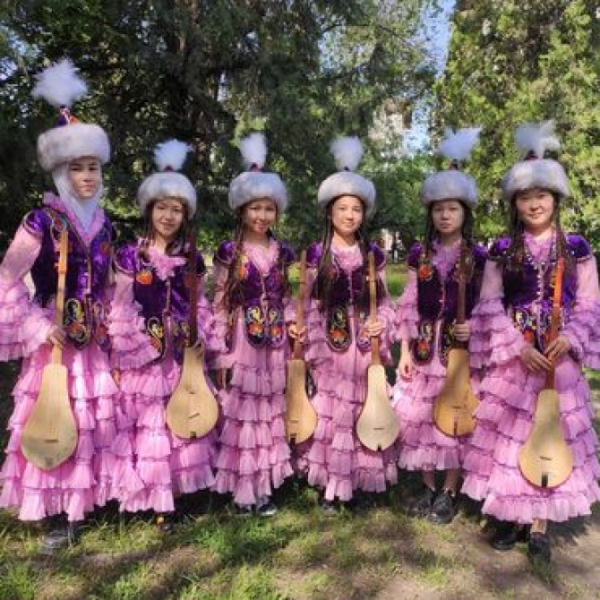 Уроки игры на комузе Индивидуальное, Групповое Бишкек - изображение 2