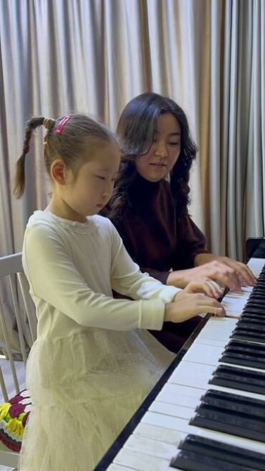 Уроки игры на фортепиано Индивидуальное Бишкек - сүрөт 3