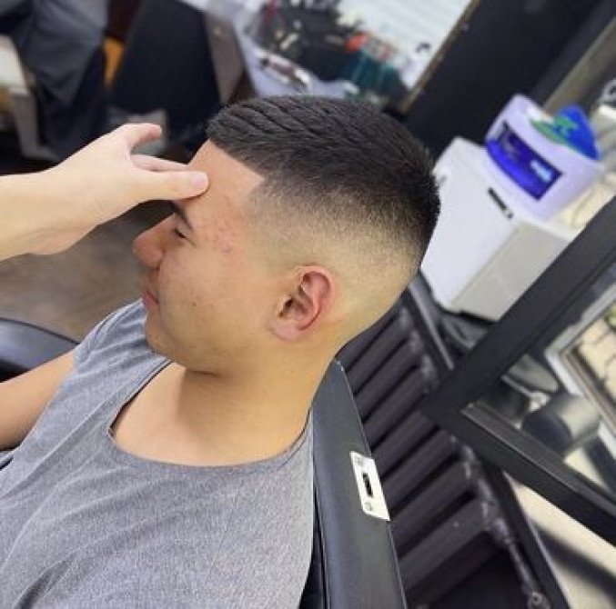 Парикмахер, Покраска, Стрижки, Укладка, С выездом на дом Bishkek - photo 5