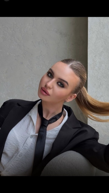 Парикмахер, Покраска, Завивка, Коктейльные прически, С выездом на дом Bishkek - photo 1