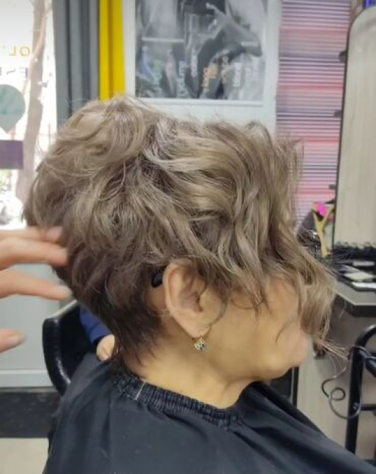 Женская Стрижка, Укладка Покраска волос, Причёски Профессиональные Bishkek - photo 1