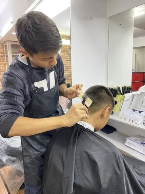 Парикмахер, Покраска, Модельные стрижки, Стрижки, Требуются модели Bishkek - photo 2