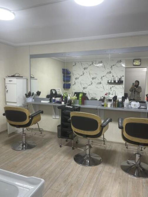 Требуется мастер-универсал или СДАЮ рабочее место в салоне красоты Bishkek - photo 6