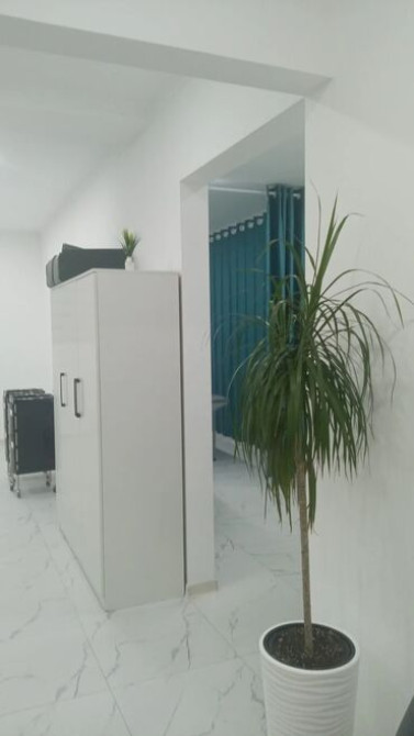 Сдаю в аренду салон красоты Бишкек - изображение 5