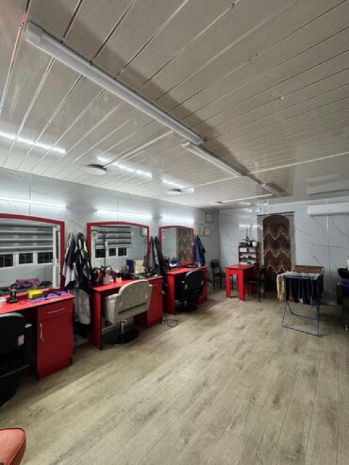 Срочно требуется мастер универсал (сдаю в аренду кресло Опыт не менее Bishkek - photo 5