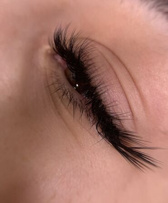 Мастер по наращиванию ресниц предлагаю услуги по созданию пышно и Bishkek - photo 2