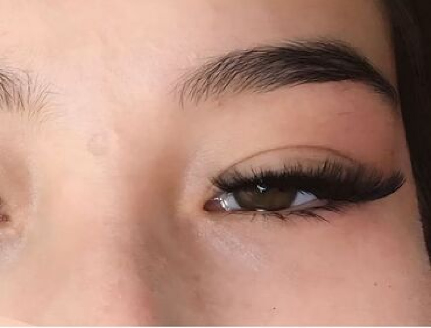 Наращивание ресниц акция Классика700 сом 2 d 900 сом 3 d 1000 c Bishkek - photo 4