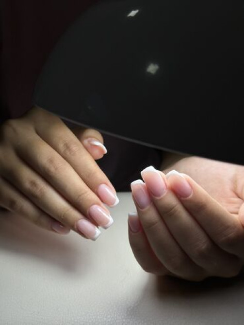 Выравнивание, Дизайн, Наращивание ногтей, Маникюр, Педикюр, Консультация, Одноразовые расходные материалы, Требуются модели Бишкек - изображение 5