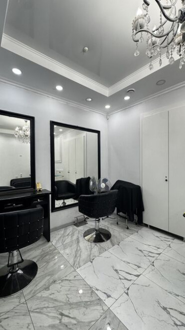 Выравнивание, Дизайн, Наращивание ногтей, Маникюр, Педикюр, Консультация, Одноразовые расходные материалы, Требуются модели Бишкек - изображение 1